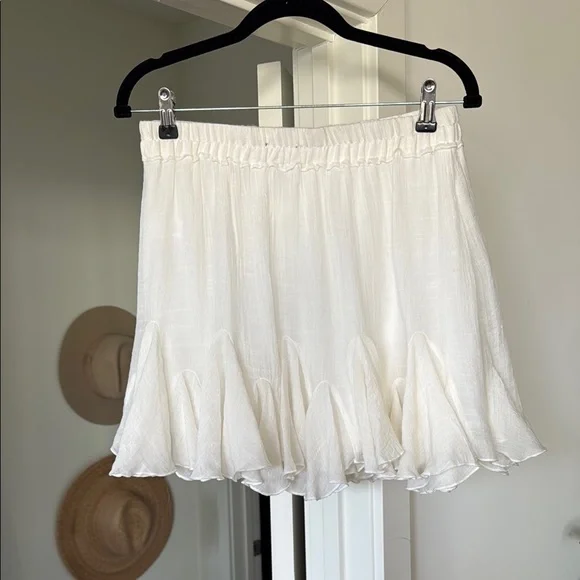 NWT Elegant White Ruffle Skirt - Picture 8 of 10